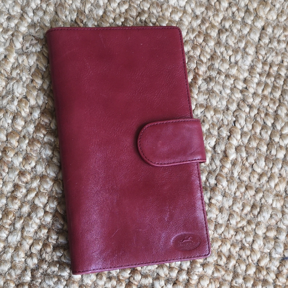 Mancini leather passport holder